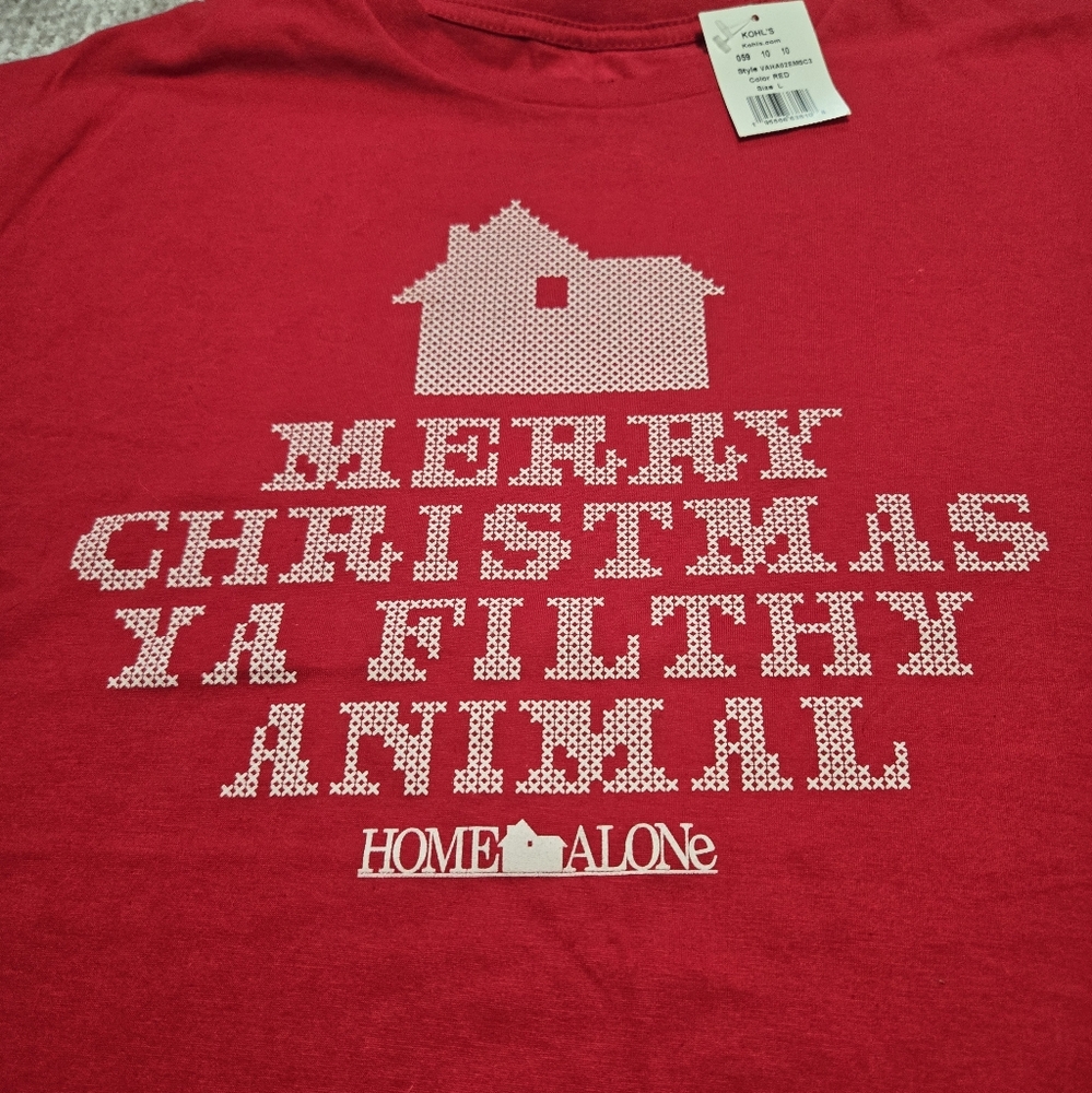 NWT Home Alone Christmas T-Shirt Size Men's Large